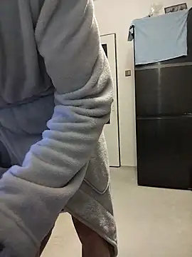 honzinka83 online show from 02-06-26, 04:54