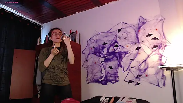 Alessandra Shayk666 online show from 10-21-25, 08:53