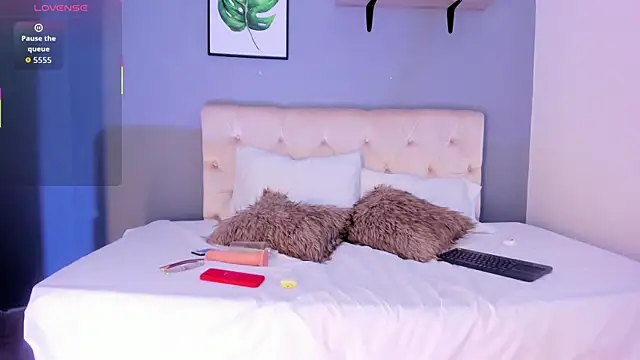 Snapshot of lanna_jones_ chatting on 10-07-25, 07:22 lanna jones  online show from 10-07-25, 07:22