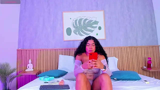 Snapshot of lanna_jones_ chatting on 10-16-25, 07:37 lanna jones  online show from 10-16-25, 07:37