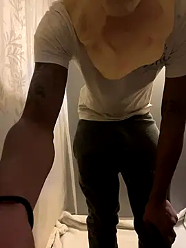 BbcLovesCompany online show from 09-30-25, 02:05