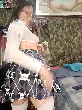 lizethavila online show from 02-07-26, 05:49