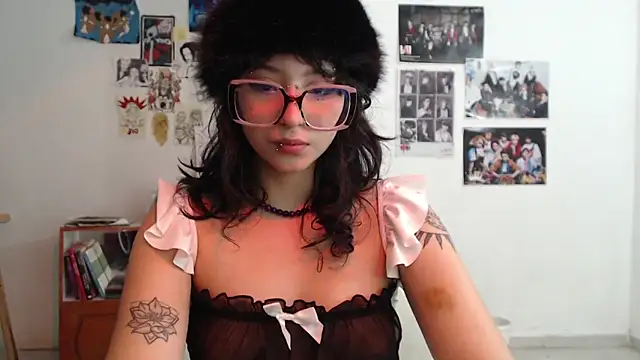 Snapshot of Lia_Carter_ chatting on 05-11-26, 11:35 Lia Carter online show from 05-11-26, 11:35