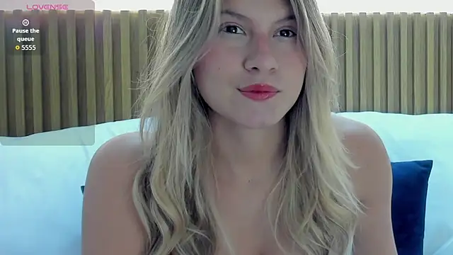 mia curry online show from 12-21-25, 06:37