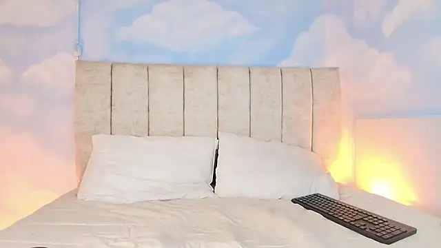 Nikolbrice online show from 04-28-26, 02:27