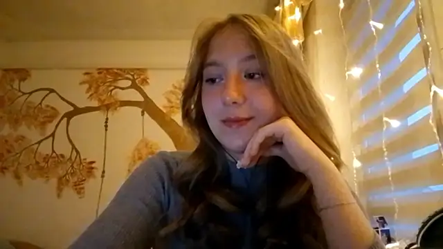 CarynFlaryn online show from 10-06-25, 04:10