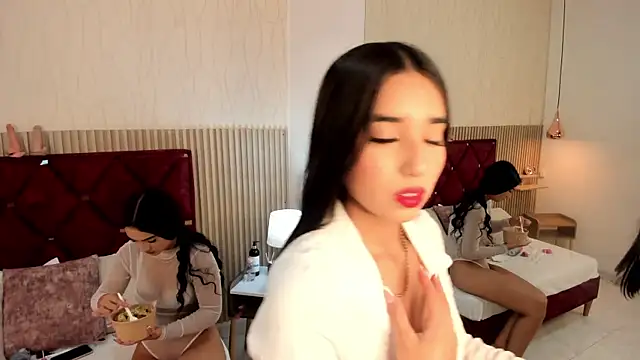 Bella Miah online show from 11-24-25, 07:02