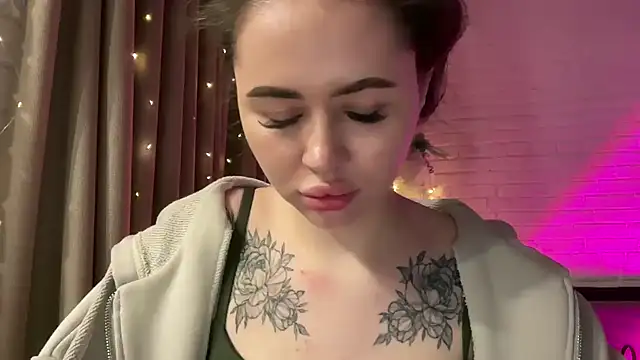 AlmaryKim online show from 01-31-25, 12:39