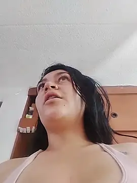 alejitasweet online show from 11-15-25, 01:29