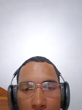 Mikael 1357 online show from 11-09-25, 02:54