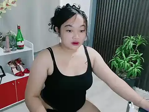 UrFavouriteCravings online show from 12-15-25, 01:10