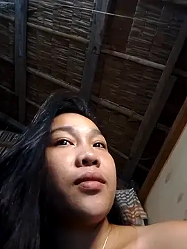 Snapshot of luna_light23 chatting on 10-10-25, 08:19 luna light23 online show from 10-10-25, 08:19