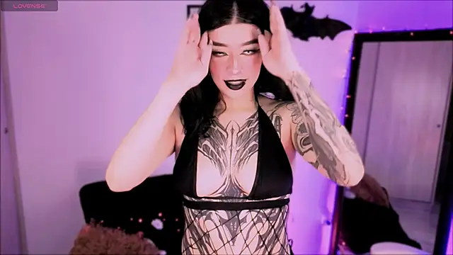 Snapshot of VanessaBlackrose chatting on 10-07-25, 11:13 VanessaBlackrose online show from 10-07-25, 11:13