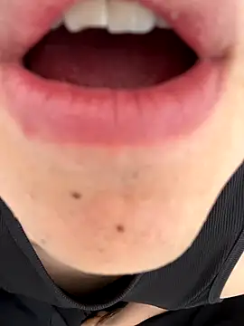 LiamMyst online show from 11-16-25, 03:28