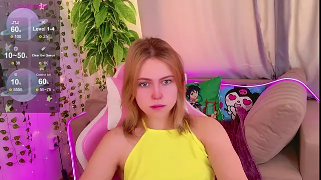 Snapshot of Stellahaart chatting on 11-28-25, 07:11 Stellahaart online show from 11-28-25, 07:11