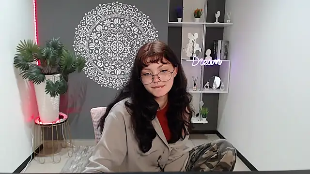 MileyRood online show from 10-01-25, 01:55