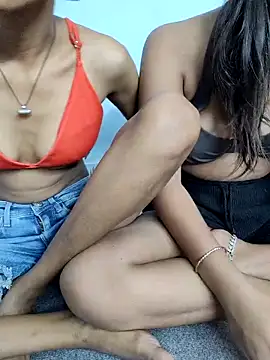 Unique girls90 online show from 05-06-26, 12:10