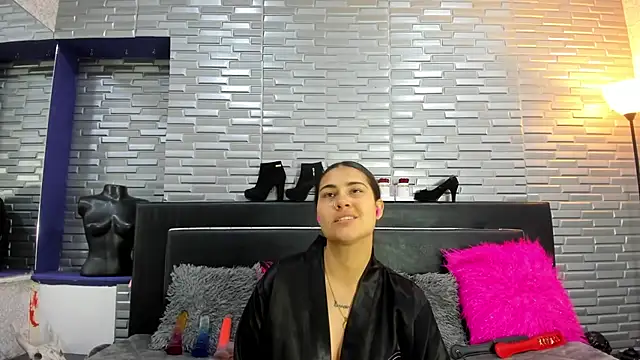 ChloeMorelli online show from 10-03-25, 02:30