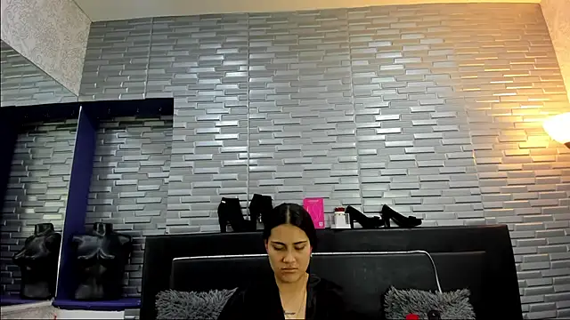 ChloeMorelli online show from 10-15-25, 02:22