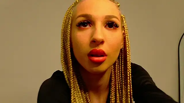 Sia a online show from 12-14-25, 12:43