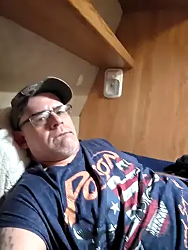 DeeBestEver online show from 10-04-25, 10:08