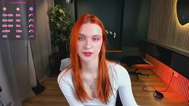Snapshot of PollyMayer chatting on 06-05-26, 08:58 PollyMayer online show from 06-05-26, 08:58