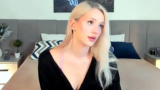 SugarWhisper online show from 11-05-25, 04:51