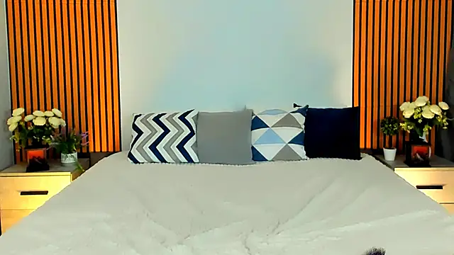 SugarWhisper online show from 04-18-26, 07:58