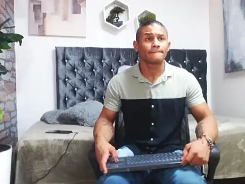 casike1 online show from 12-15-25, 10:36