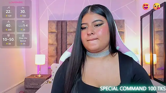 AnnaSwift  online show from 12-17-25, 12:33