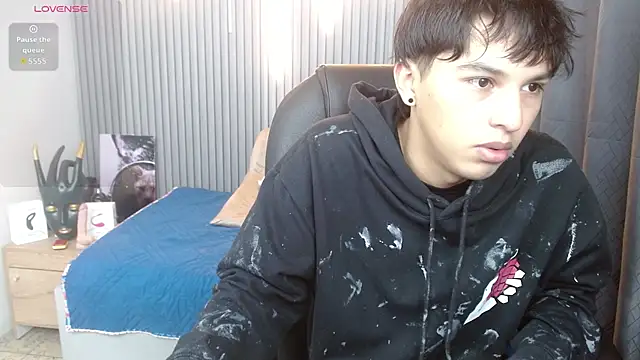 StiwenTwink online show from 06-09-26, 01:34