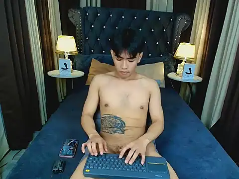 Snapshot of Kaydee_Callix chatting on 01-05-26, 06:33 Kaydee Callix online show from 01-05-26, 06:33