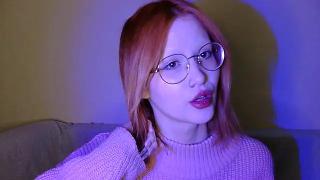 Nyra Thira online show from 10-23-25, 12:21