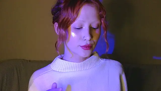 Nyra Thira online show from 10-24-25, 01:24