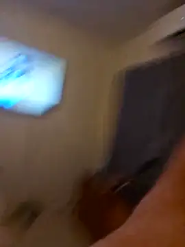 Snapshot of Sasu88_2 chatting on 10-19-25, 12:44 Sasu88 2 online show from 10-19-25, 12:44