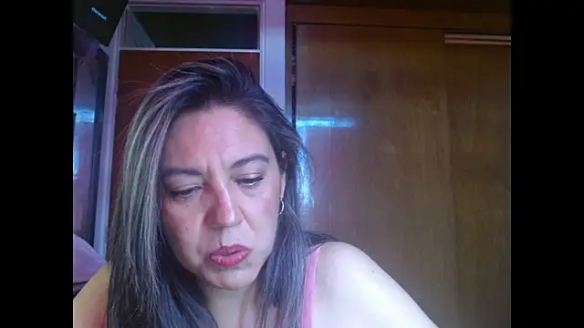 XxAntonellaxxx online show from 11-18-25, 04:33