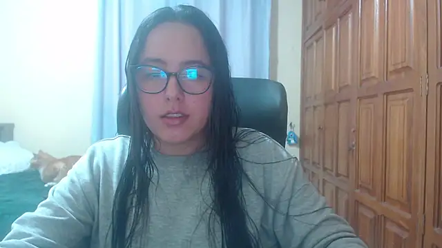 Venus cat  online show from 01-17-26, 05:23