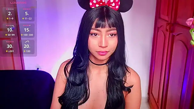 Snapshot of emma_web_ chatting on 10-20-25, 04:07 emma web  online show from 10-20-25, 04:07