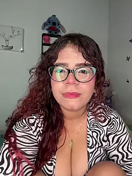 Snapshot of Solaangel_ chatting on 10-01-25, 04:40 Solaangel  online show from 10-01-25, 04:40