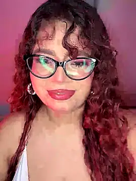 Snapshot of Solaangel_ chatting on 10-16-25, 01:39 Solaangel  online show from 10-16-25, 01:39