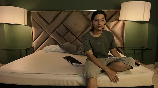 Dickie Dicking online show from 11-11-25, 08:09