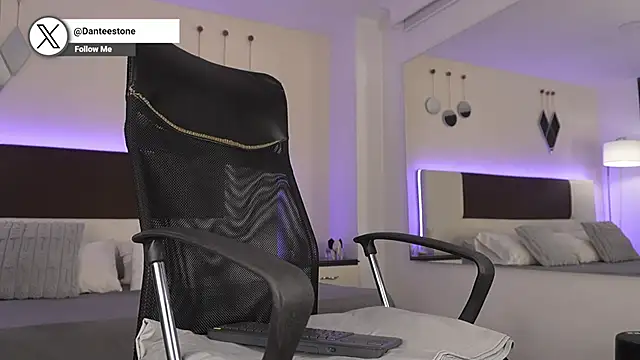 DanteeStone online show from 01-17-26, 04:54