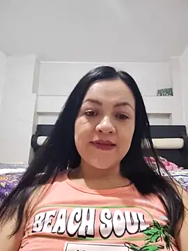 LindaSalo33 online show from 10-14-25, 03:29