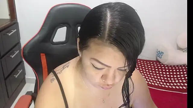emily sexxx online show from 06-09-26, 06:47