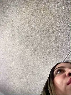 Ada Pink online show from 12-17-25, 03:07