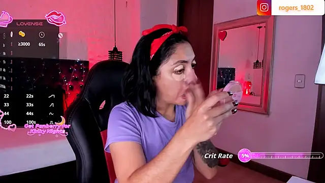 Snapshot of isaa_dl chatting on 11-19-25, 08:53 isaa dl online show from 11-19-25, 08:53