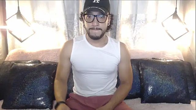 Snapshot of Ethan_w12 chatting on 10-22-25, 12:00 Ethan w12 online show from 10-22-25, 12:00