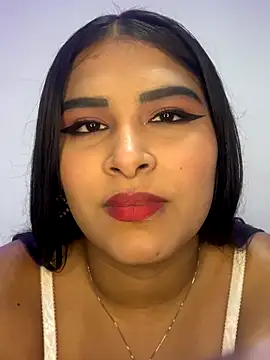 Snapshot of sarafox_10 chatting on 10-14-25, 08:31 sarafox 10 online show from 10-14-25, 08:31