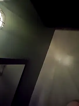 Snapshot of Curious9884 chatting on 11-01-25, 01:02 Curious9884 online show from 11-01-25, 01:02