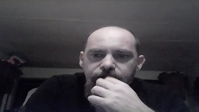 crazyheratic8 online show from 04-05-26, 03:36